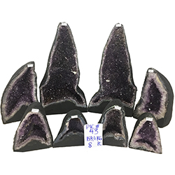 Amethyst Crate #351, 8pcs. Dark Purple $11.75/lb <br /><Font color="#ff0000;"> ON SALE!</Font>